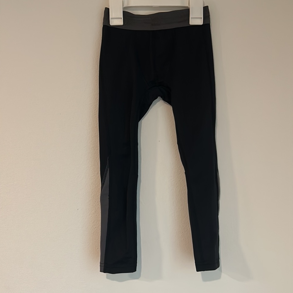 Base Layer Set - Picture 2 of 3